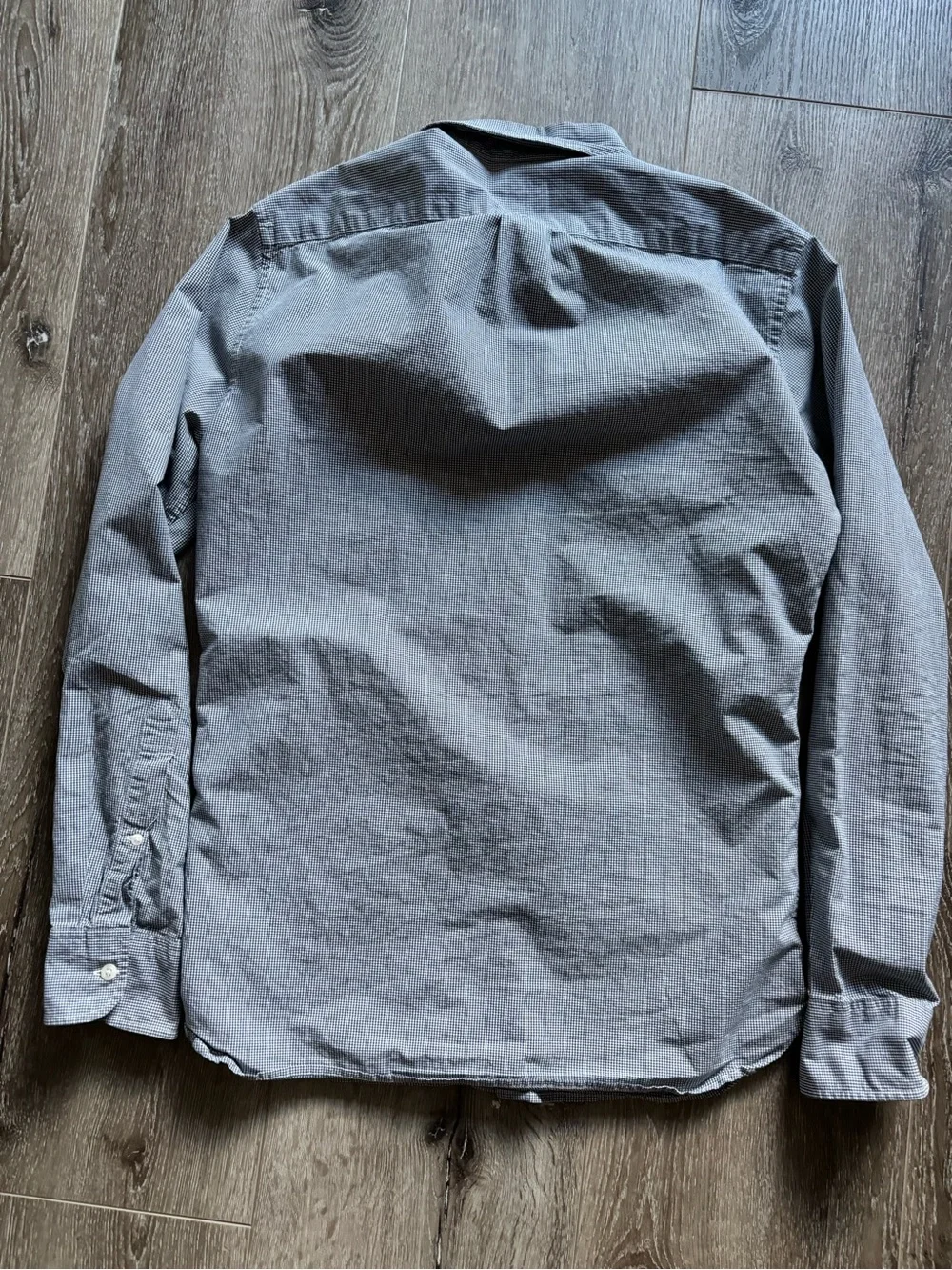J. Crew Men's Gray Long-Sleeve Button-Down Shirt